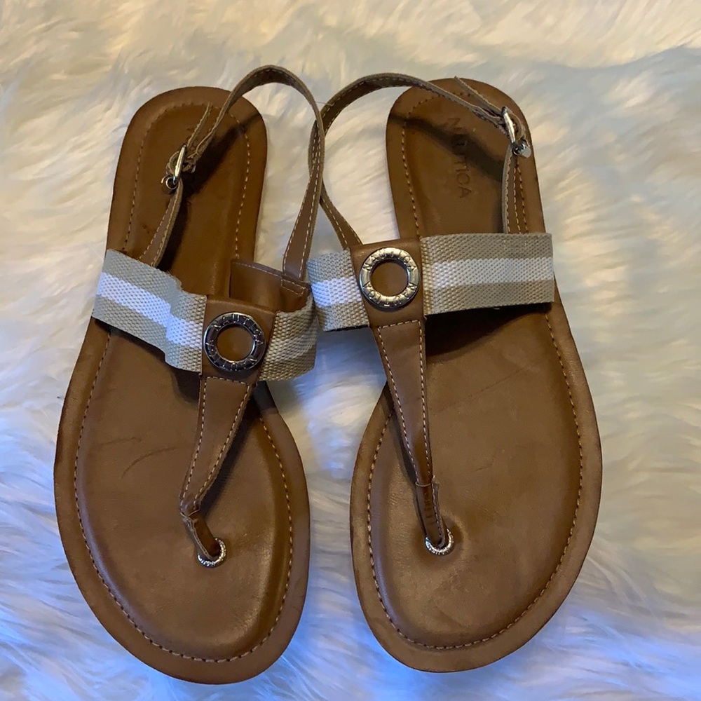 Nautica like new sandals